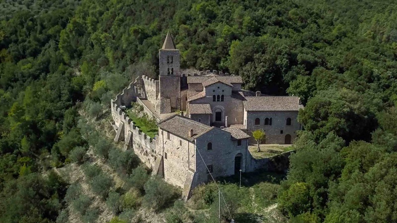 immagine notizia (ptn) Narni, il santuario della Madonna del Ponte e l’abbazia di San Cassiano protagonisti della 20esima Giornata Nazionale del Trekking Urbano